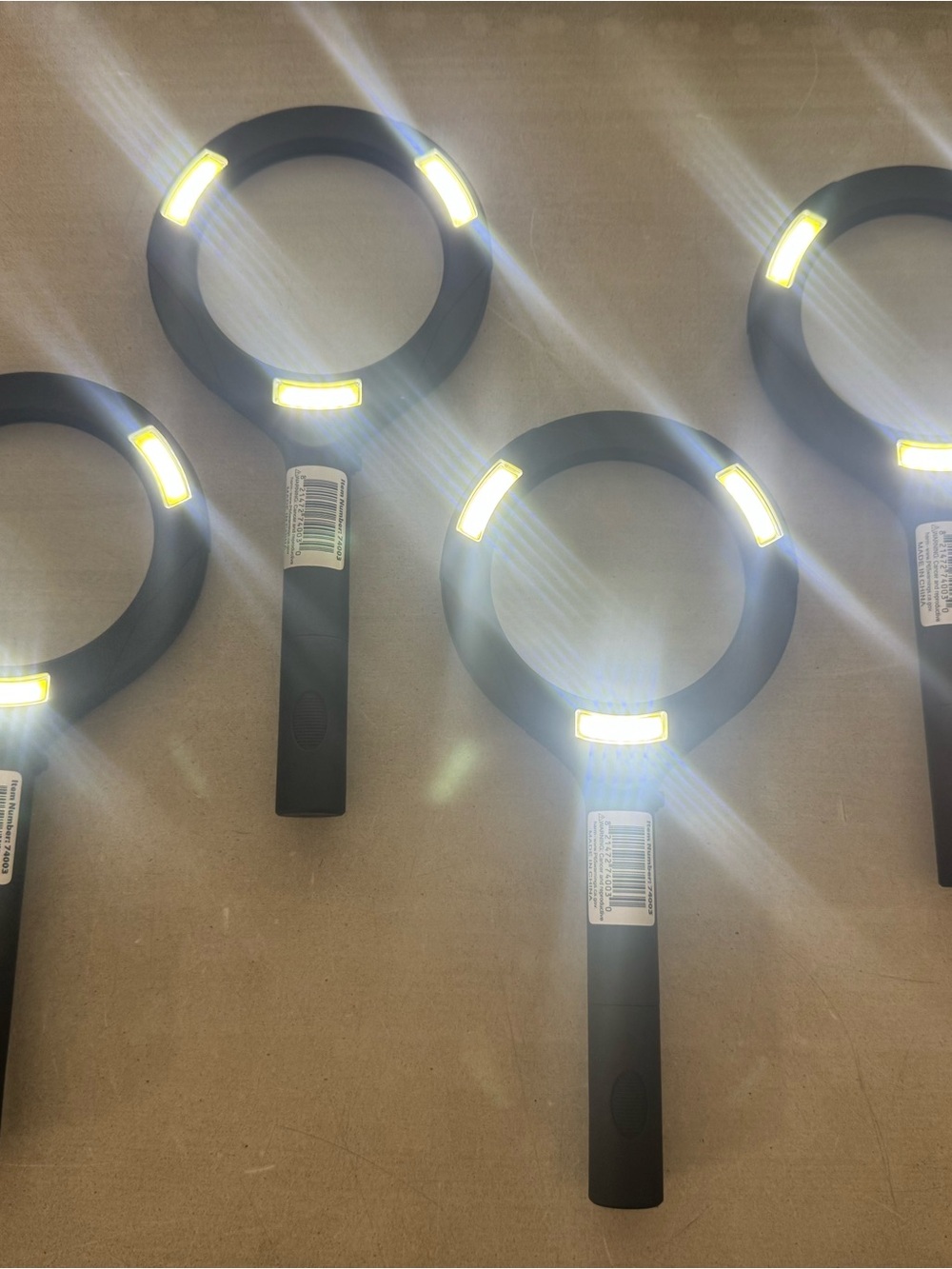 4 - Brand New High Powered Magnifying Glasses With Batteries